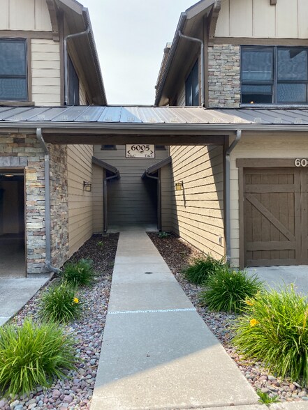 Building Photo - 6005 St Moritz Dr