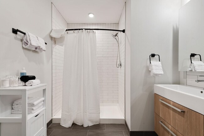 Building Photo - 29 S LaSalle St