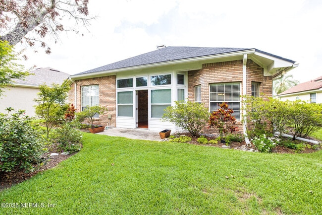 Building Photo - 1561 Stonebriar Rd