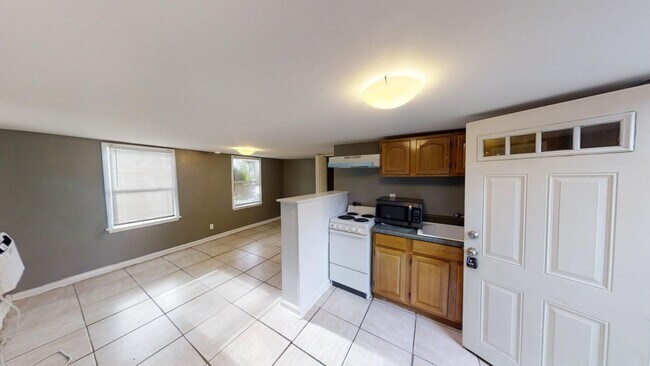 Building Photo - 1414 Ingleside Ave