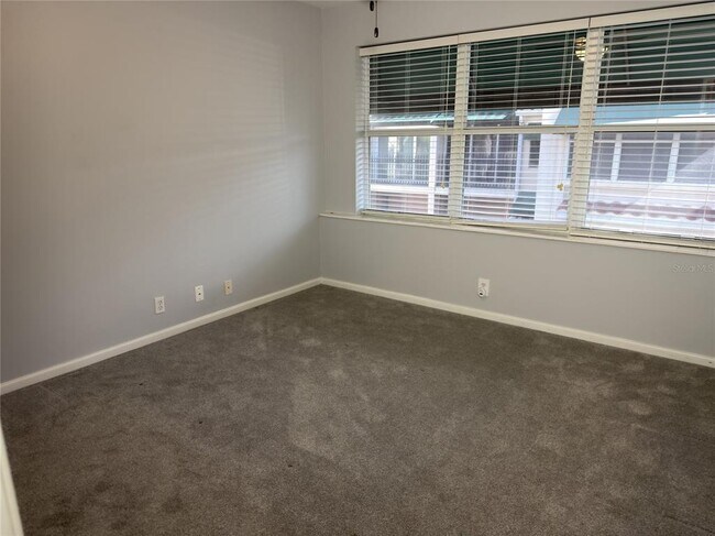 Building Photo - 824 Padua Ln