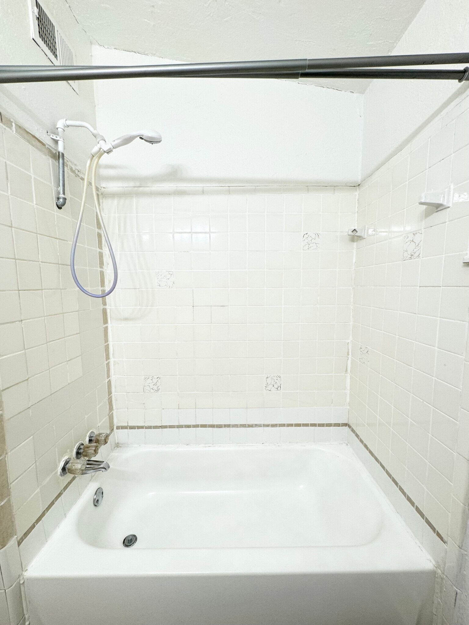 Building Photo - 616 NW 92nd St