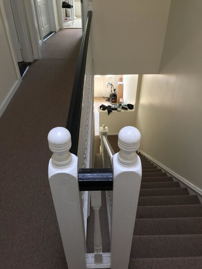 Building Photo - GROV2116