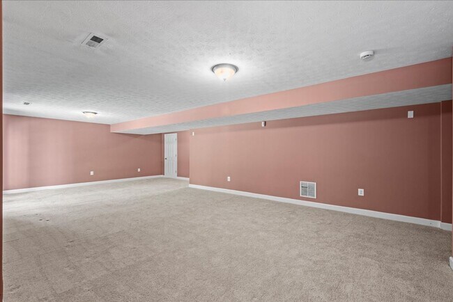 Building Photo - CLOSE TO I-95 & QUANTICO!