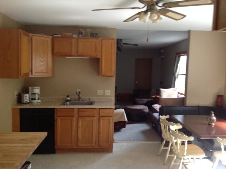 Building Photo - 1920 N Water St