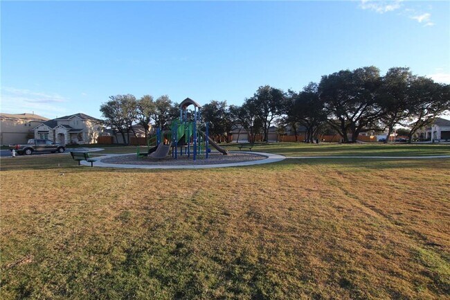 Building Photo - 1044 Britt Ln