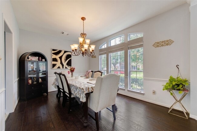 Building Photo - 5911 Canyon Brook Ct