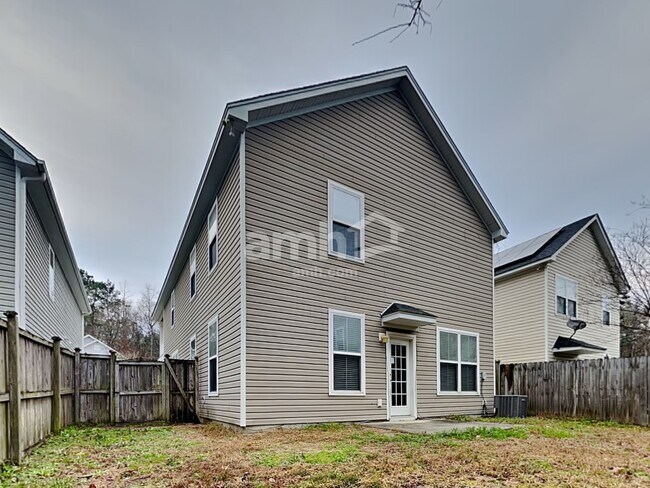 Building Photo - 109 Instructor Ct