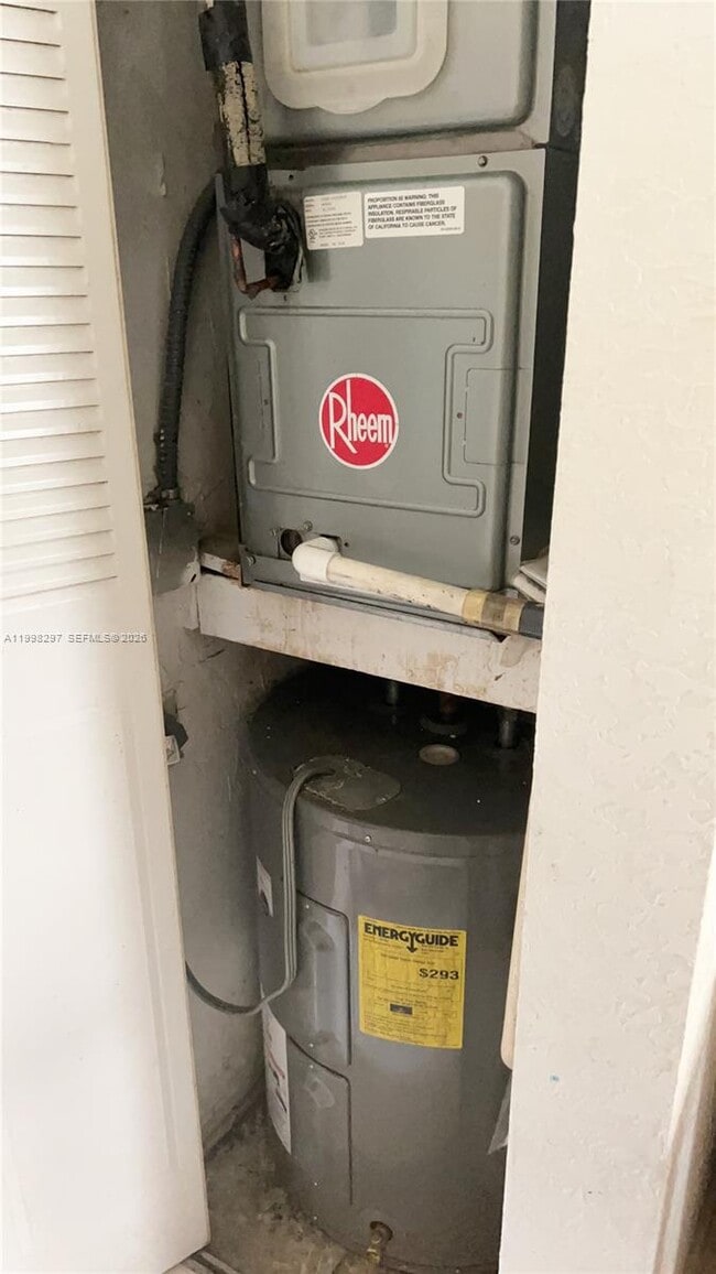 Building Photo - 2225 Polk St