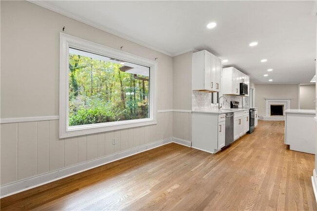 Building Photo - 6511 Vernon Woods Dr NE