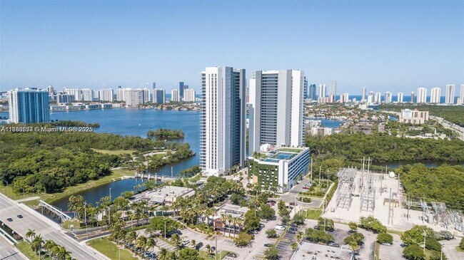 Building Photo - 16385 Biscayne Blvd