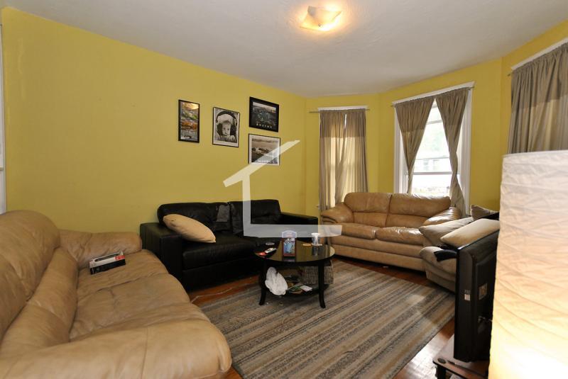 Building Photo - 59 Leicester St