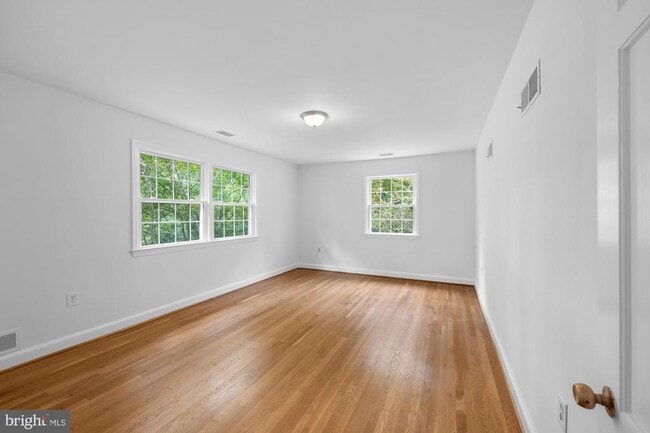 Building Photo - 2816 Ellicott St NW