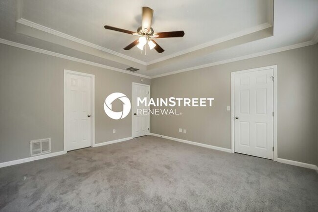 Building Photo - 4 Bedroom Pet-Friendly Home in Rex, GA with Main Street Renewal