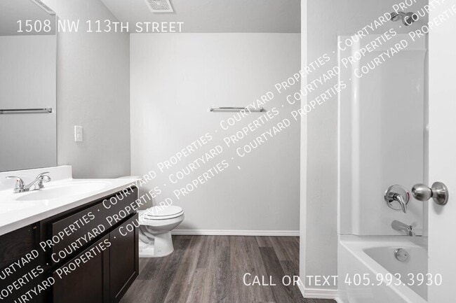 Building Photo - 1508 NW 113th St