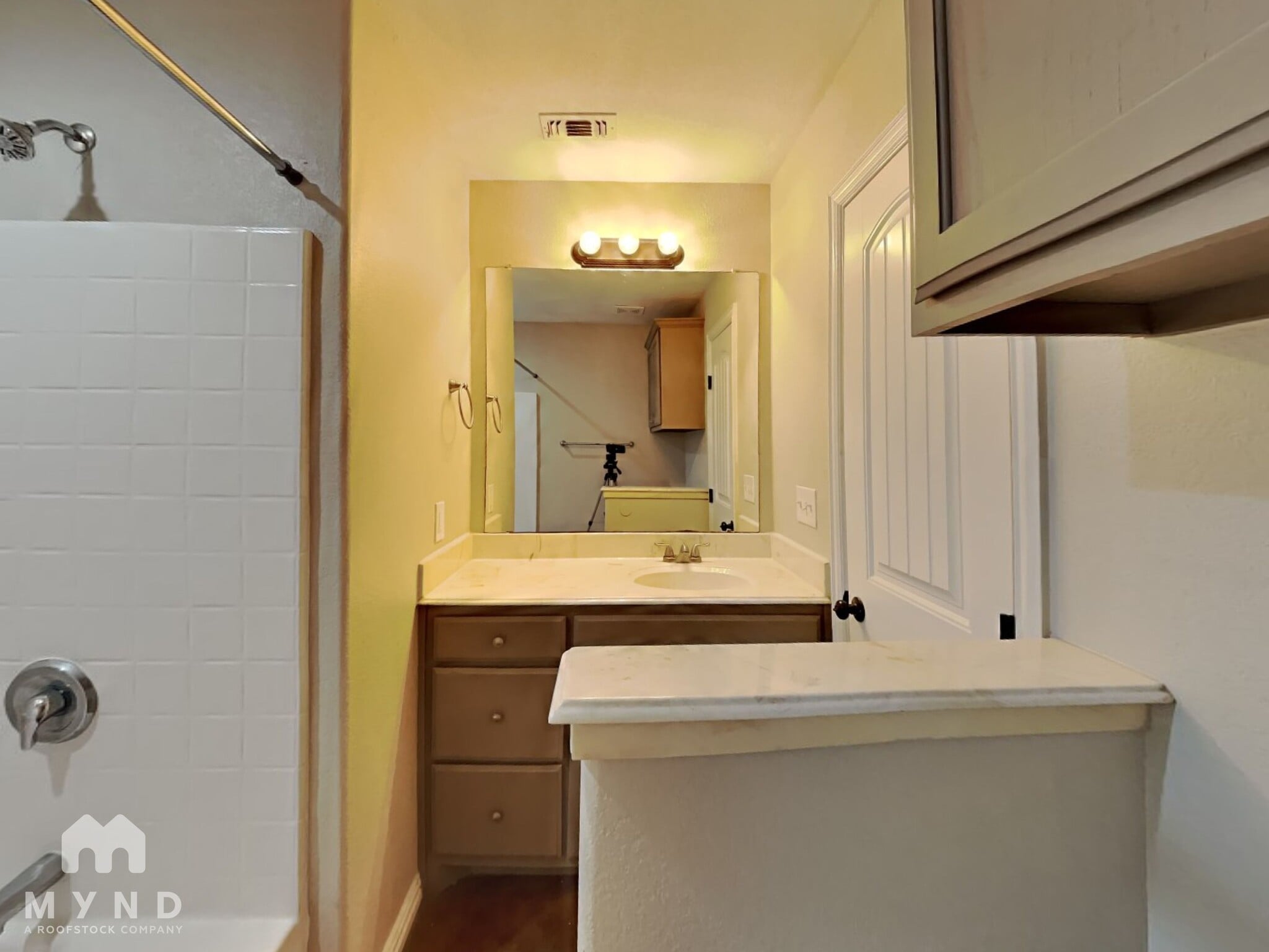 Building Photo - 106 Jolin Ln