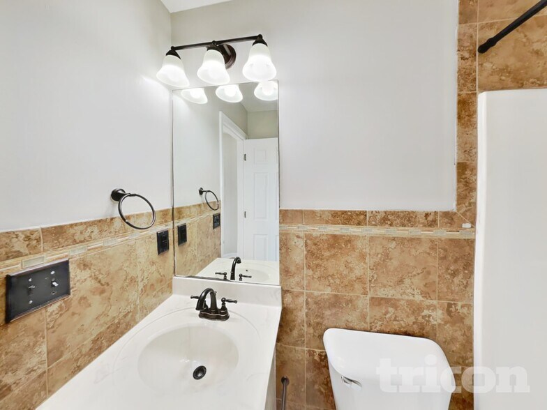 Building Photo - 141 Buttermere Dr