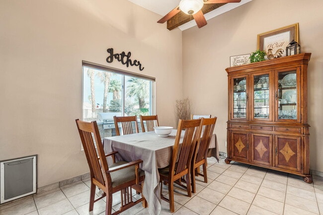 Building Photo - 43260 Silk Tree Ln