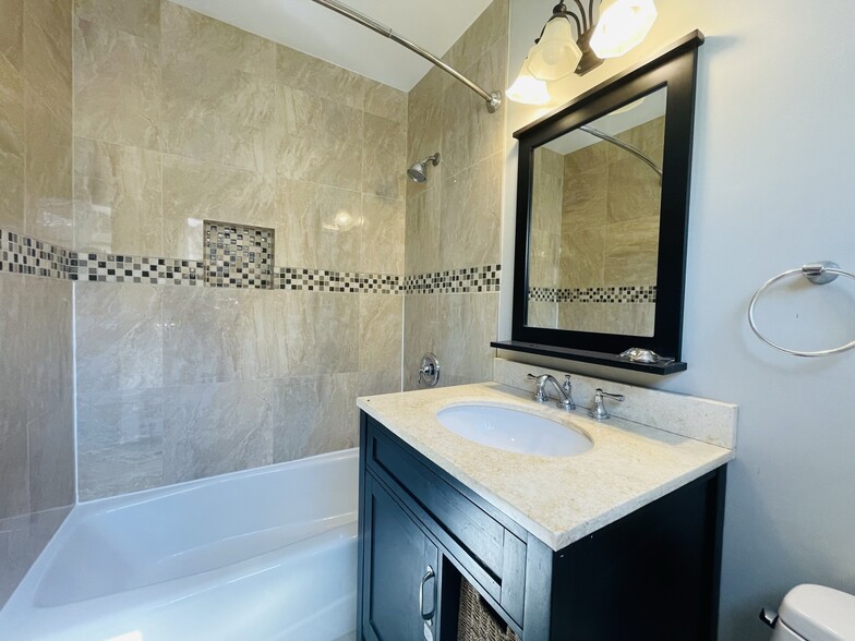 Building Photo - 5664 Campanile Way