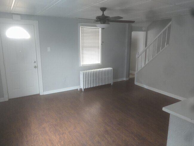 Building Photo - 4054 Howley St