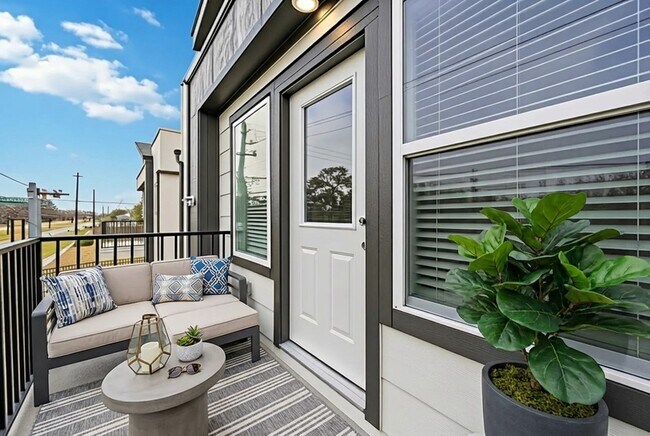 Building Photo - 7625 De Priest St