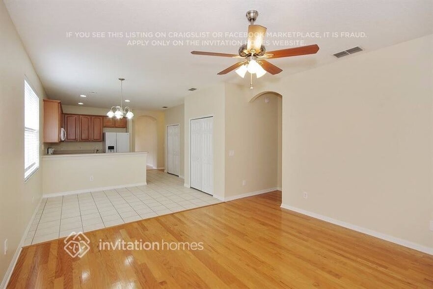 Building Photo - 5319 Santa Ana Dr