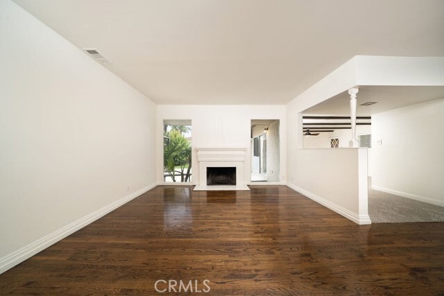 Building Photo - 2542 Vuelta Grande Ave