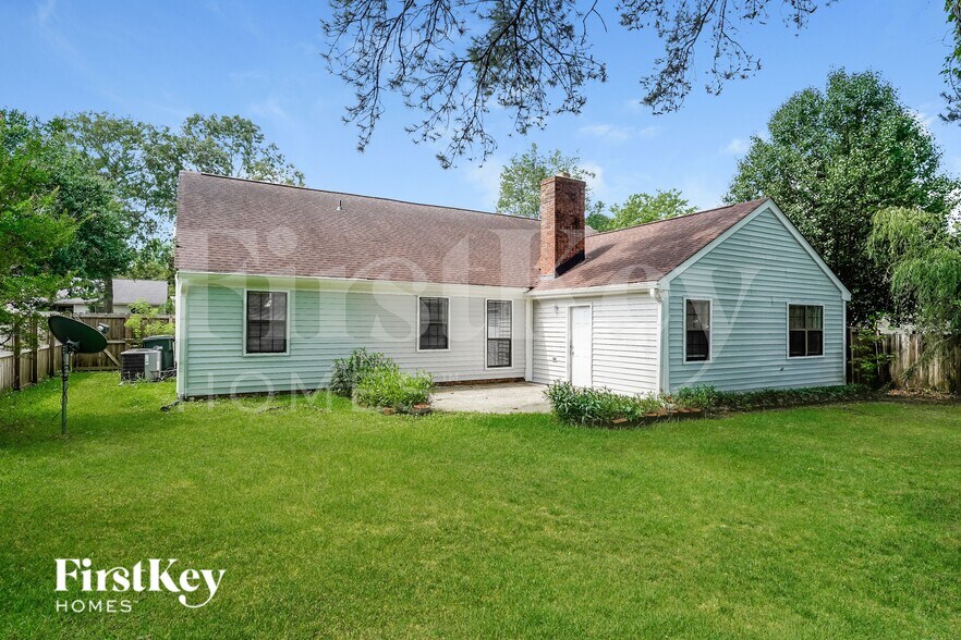 Building Photo - 328 Indigo Rd