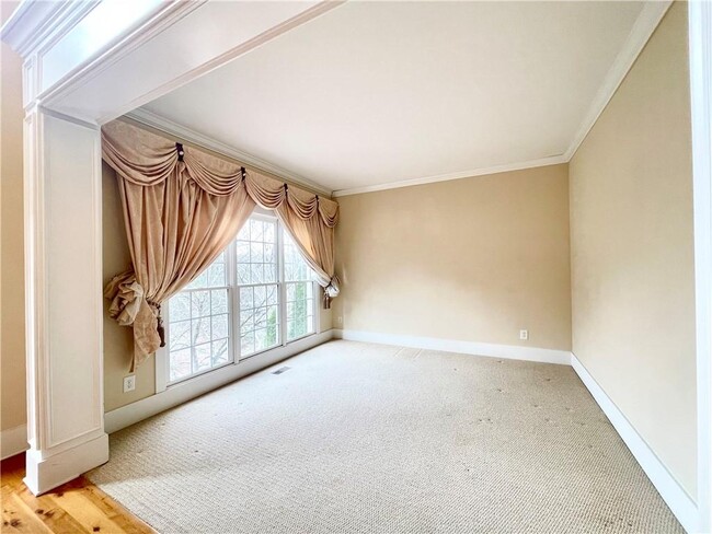 Building Photo - 555 Vinings Springs Dr SE