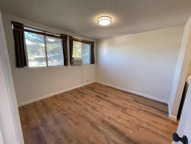 Building Photo - Renovated 1 bed/ 1 bath/ 1 parking- Mililani & Pet Friendly