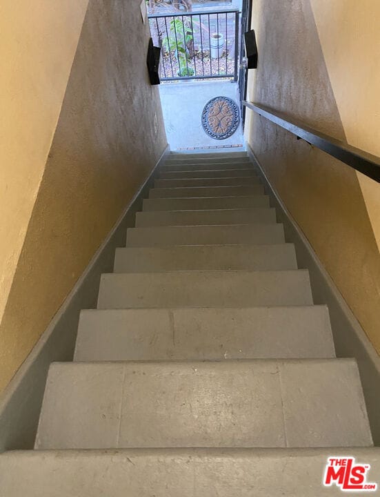 Building Photo - 1440 S Sherbourne Dr