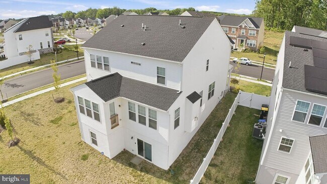 Building Photo - 11907 Prospect Vw Ave