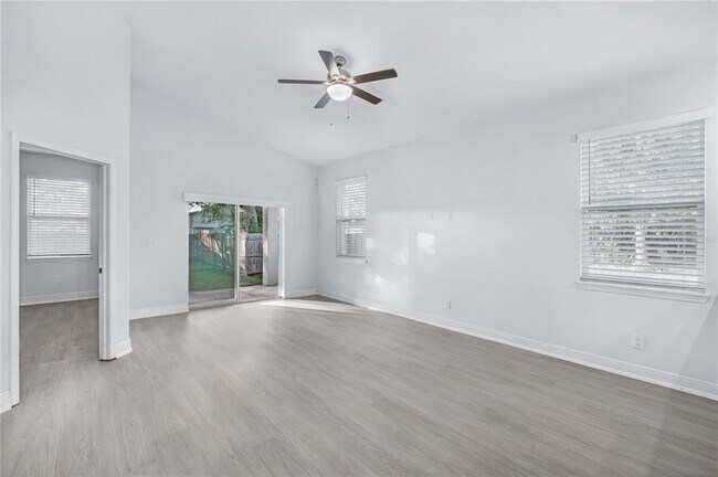 Building Photo - 7026 N Dakota Ave