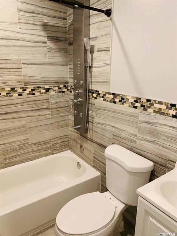 Building Photo - 23 Ginny Ln