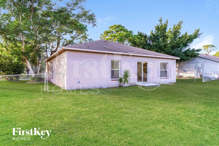 Building Photo - 122 Dahl Ave