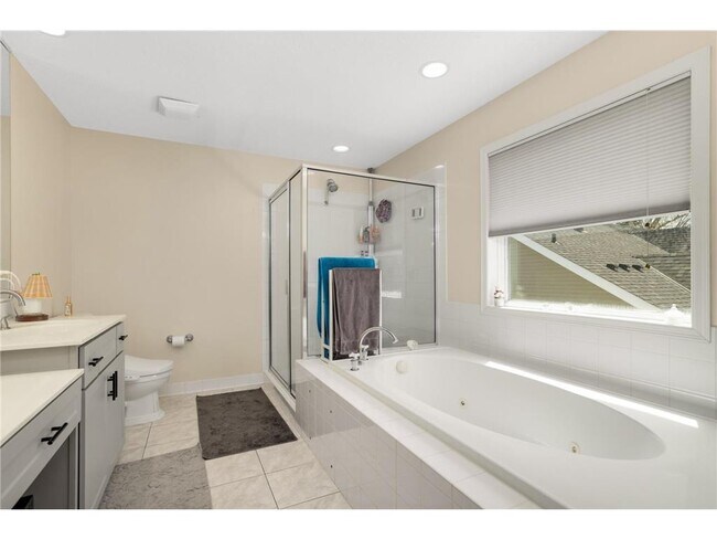 Building Photo - 15765 25th Pl N