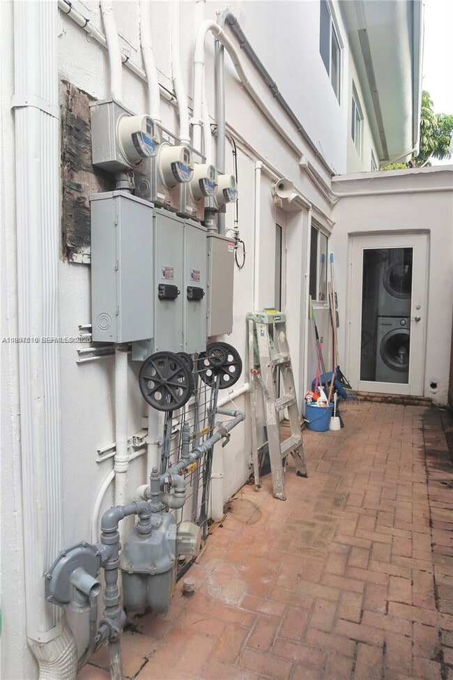 Building Photo - 7312 Gary Ave