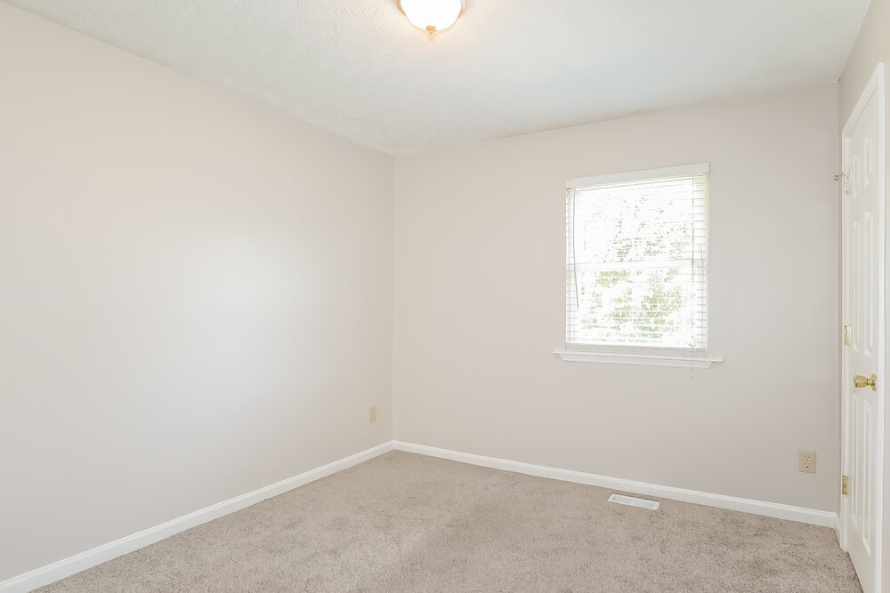 Building Photo - 6270 Leverett Dr