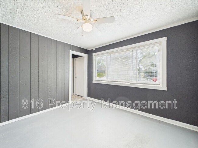 Building Photo - 3354 Jackson Ave