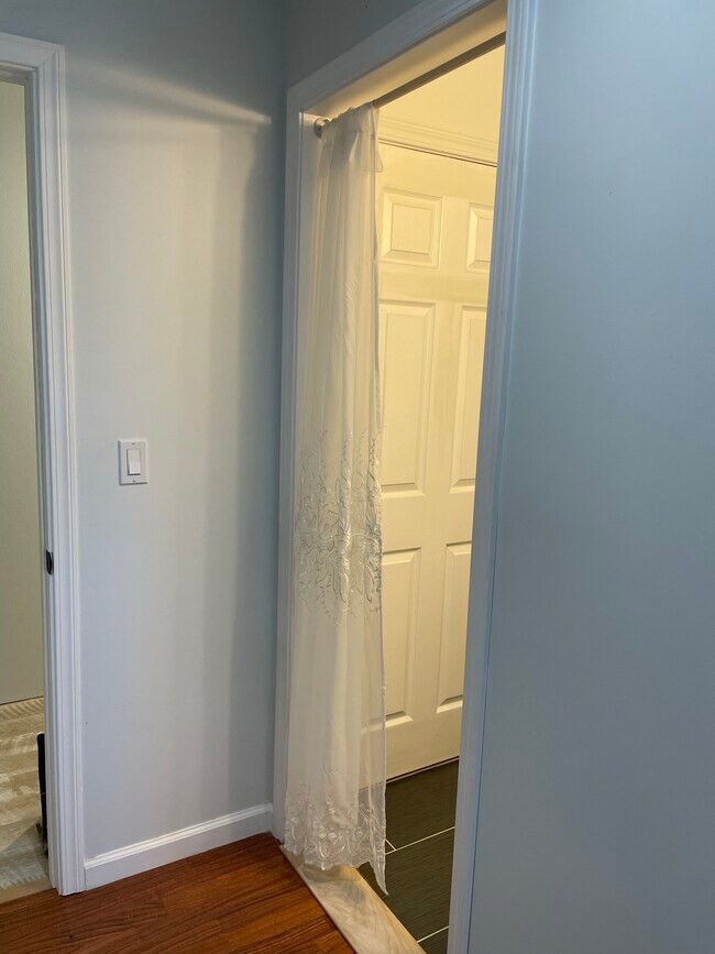 Building Photo - 1047 Malua Dr