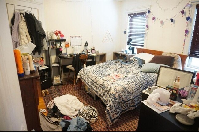 Building Photo - 89 Westbourne Terrace