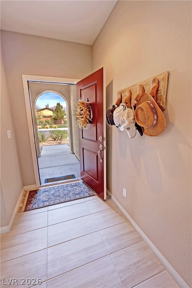 Building Photo - 5245 E La Campana Dr