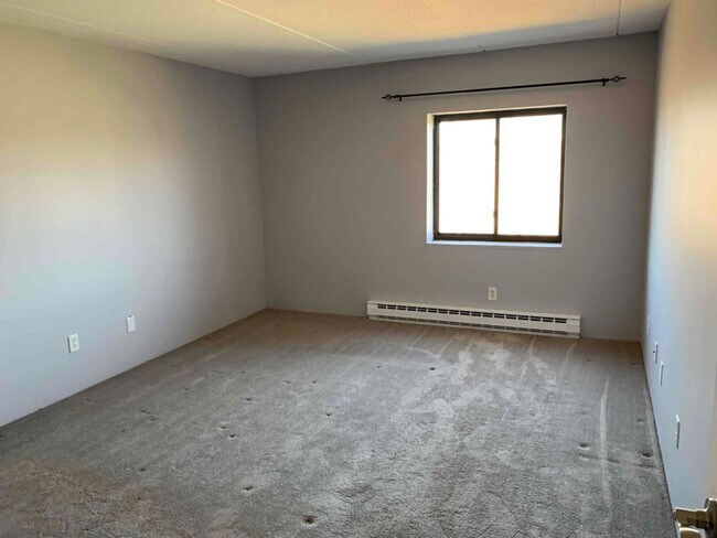 Building Photo - 46 Cochituate Rd