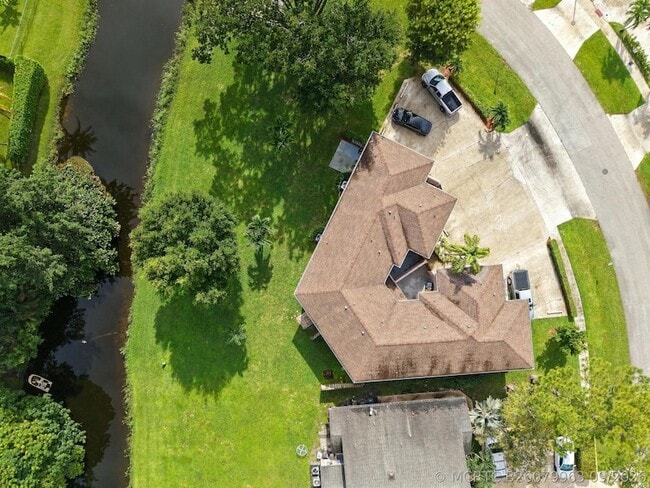 Building Photo - 1031 Goldenrod Rd