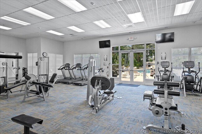 Building Photo - 600 S Dixie Hwy
