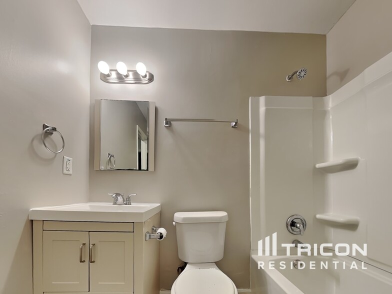 Building Photo - 2969 Major Ct