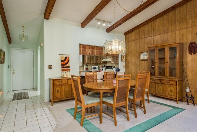 Building Photo - 9910 Eagles Point Cir