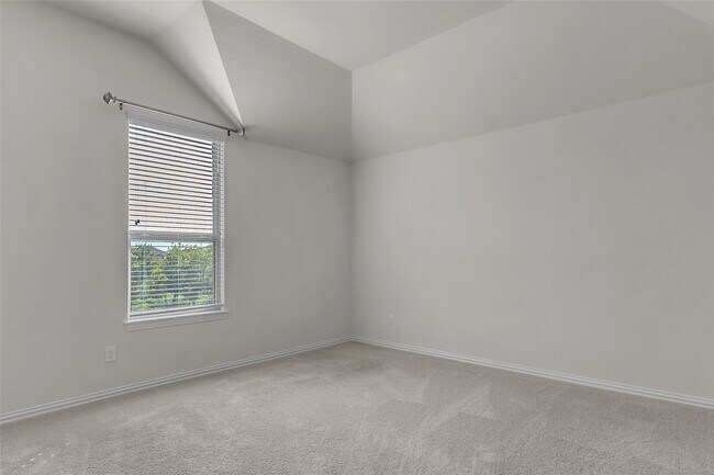 Building Photo - 1209 Rogers Parkway