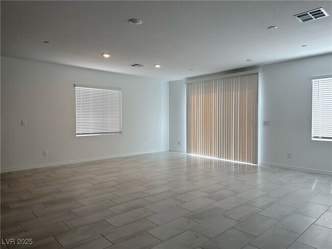 Building Photo - 3495 Lamberto Clf Wy