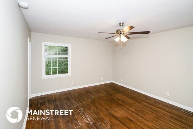 Building Photo - 2112 9th St NW
